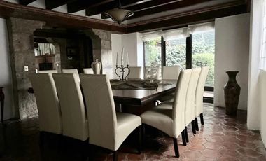 CASA EN VENTA EN BOSQUES DE LAS LOMAS, 3 RECÁMARAS, 1 RECÁMARA EN PLANTA BAJA, JARDÍN CON TERRAZA, CDMX