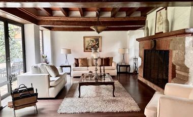 CASA EN VENTA EN BOSQUES DE LAS LOMAS, 3 RECÁMARAS, 1 RECÁMARA EN PLANTA BAJA, JARDÍN CON TERRAZA, CDMX