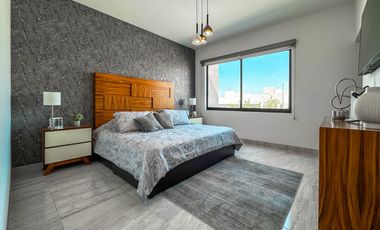 Venta casa en Lomas del Marques