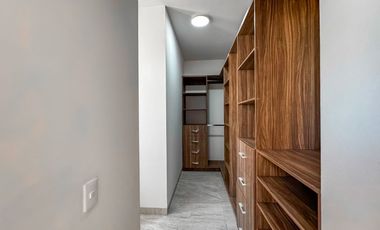 Venta casa en Lomas del Marques