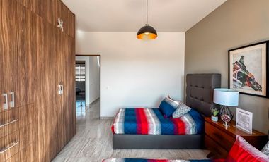 Venta casa en Lomas del Marques