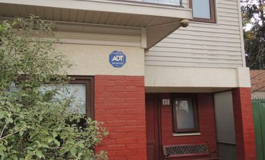 ESTUPENDA CASA EN CURAUMA, 4 DORMITORIOS 3 BAÑOS