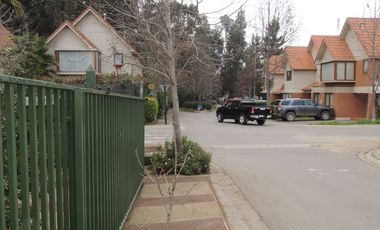ESTUPENDA CASA EN CURAUMA, 4 DORMITORIOS 3 BAÑOS
