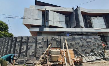 Jual Rumah Baru Mewah Hook Manyar Surabaya tengah kota