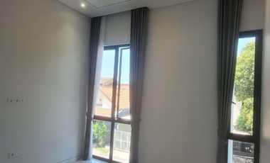 Jual Rumah Baru Mewah Hook Manyar Surabaya tengah kota