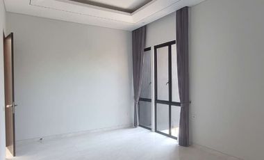 Jual Rumah Baru Mewah Hook Manyar Surabaya tengah kota