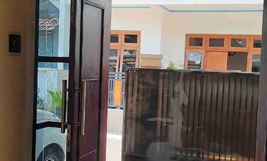 Di sewakan baru bersih nyaman dekat RS Oen Jebres