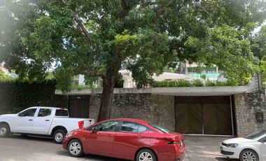 COL. JESUS GARCIA FRENTE A LA LAGUNA DE LAS ILUCIONES RENTA CASA RESIDENCIAL.