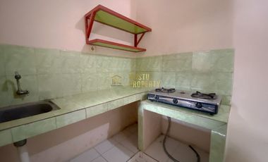 RUMAH DAN PAVILIUN JOGLO, TANAH LUAS, DEKAT KAMPUS UPN, DI MAGUWO