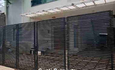 Rumah bagus di CIPETE luas tanah 200m S.Pool