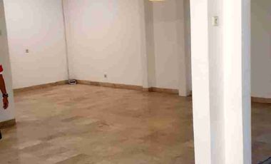 Rumah bagus di CIPETE luas tanah 200m S.Pool