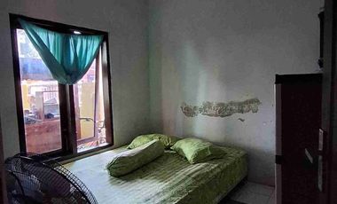 Rumah Dekat Kampus Tanah Luas