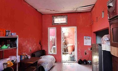 Rumah Dekat Kampus Tanah Luas
