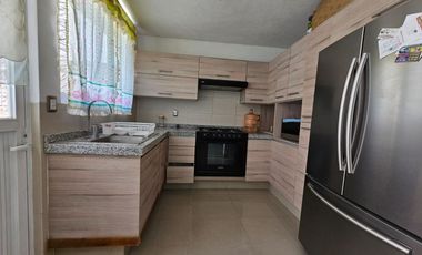 Renta de Casa Amueblada, Fracc Paseos Camelinas, Paseo Totoltepec