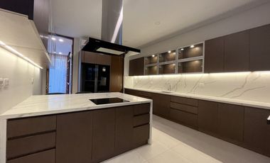 Ayala Alabang Village   House for Sale