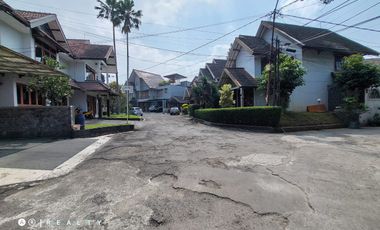RUMAH DIJUAL DI TUBAGUS ISMAIL DAGO BANDUNG Eksklusif Aman Dan Nyaman