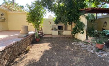 Casa en Venta en Colonia Pitic gran terreno y ubicacion privilegiada