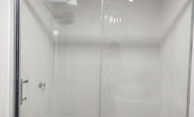 Suite amoblada de alquiler en Cumbres Altas, 1 parqueo, Los Ceibos.