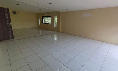 Disewakan bangunan ruang usaha 2lt ex resto di Alternatif Cibubur, Transyogi, Depok
