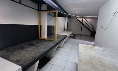 Disewakan bangunan ruang usaha 2lt ex resto di Alternatif Cibubur, Transyogi, Depok