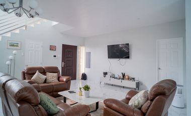 FOR SALE: 4 Bedroom in The Orchard Golf and Country Club, Dasmarinas