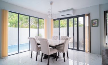 FOR SALE: 4 Bedroom in The Orchard Golf and Country Club, Dasmarinas