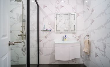 FOR SALE: 4 Bedroom in The Orchard Golf and Country Club, Dasmarinas