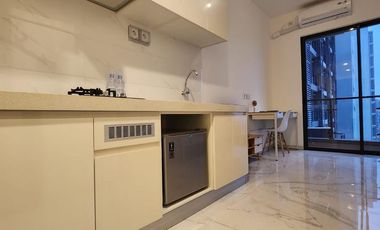 Studio Apartment at Skyhouse BSD, Full Furnished, Aeon Mall, High Zone