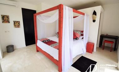 FREEHOLD MODERN HILLSIDE VILLA OVERLOOKING TO THE NATURE