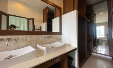 **For Rent or Sale – Private Greenery Condominium by the Canal Road, Suthep, Chiang Mai**   Experience peaceful living surrounded by nature of this pr