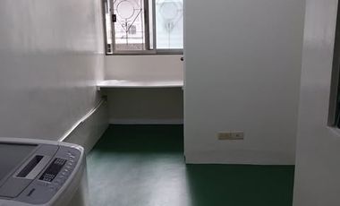 3-Bedrooms Penthouse Unit for Rent in Alpha Salcedo Condominium Makati City