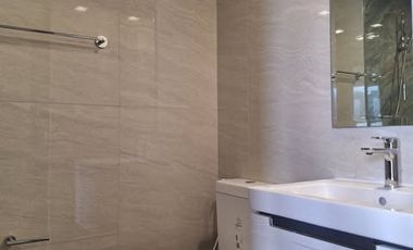 2 Bedrooms Penthouse Unit for Rent in Uptown Arts Residence