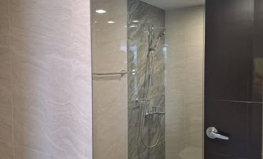 2 Bedrooms Penthouse Unit for Rent in Uptown Arts Residence