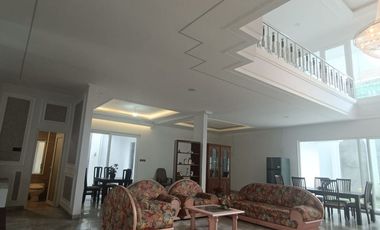 Dijual Rumah Dengan 6 Kamar Tidur Style Simple Classic Area Denpasar