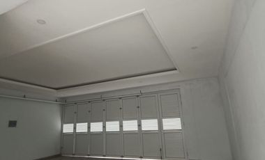 Dijual Rumah Dengan 6 Kamar Tidur Style Simple Classic Area Denpasar