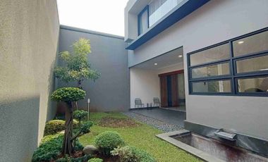 Rumah Mewah 2 Lantai di Batununggal Indah Estate Bandung