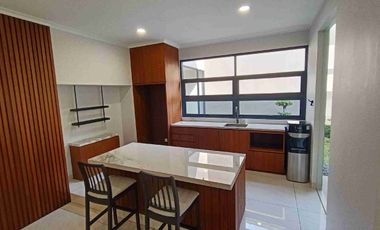 Rumah Mewah 2 Lantai di Batununggal Indah Estate Bandung