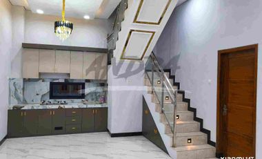 Rumah solo baru dekat dr oen pakuwon mall