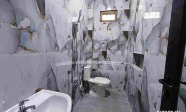 Rumah solo baru dekat dr oen pakuwon mall