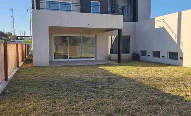 VENTA CASA A ESTRENAR