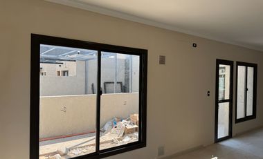 PREVENTA CASAS EN BARRIO PRIVADO VISTA OLIVA MAIPU