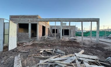 PREVENTA CASAS EN BARRIO PRIVADO VISTA OLIVA MAIPU