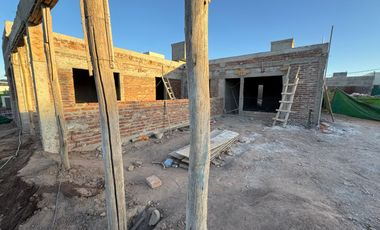 PREVENTA CASAS EN BARRIO PRIVADO VISTA OLIVA MAIPU