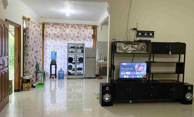 villa disewakan dengan kolam renang di kota batu dekat Jatim Park 3