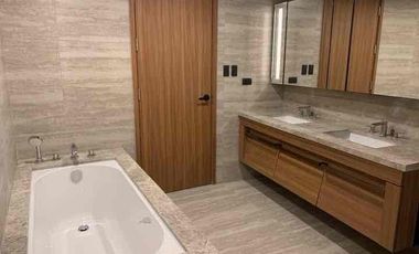 For Rent: Unfurnished 2 Bedroom with Balcony in Shang Residences Wack-Wack Mandaluyong