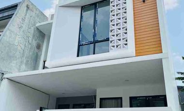 Dijual Rumah Baru di Pondok Bambu Jakarta Timur