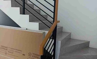 Dijual Rumah Baru di Pondok Bambu Jakarta Timur