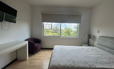 Renta de casa amueblada en Parque Nilo