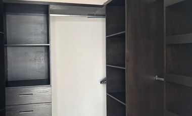 Renta de casa amueblada en Parque Nilo