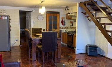 Arriendo Linda casa 75 m2 Villa Valle Nevado